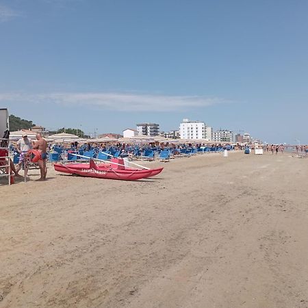 B&B Profumo Di Gelsomino Mombaroccio Buitenkant foto