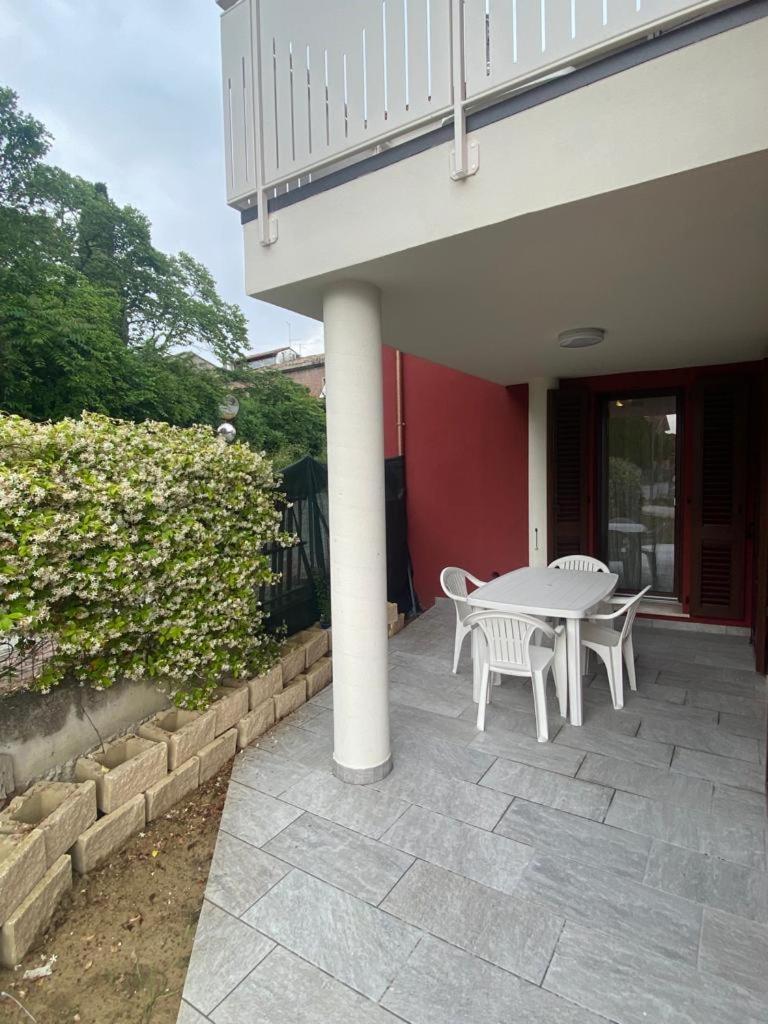 B&B Profumo Di Gelsomino Mombaroccio Buitenkant foto