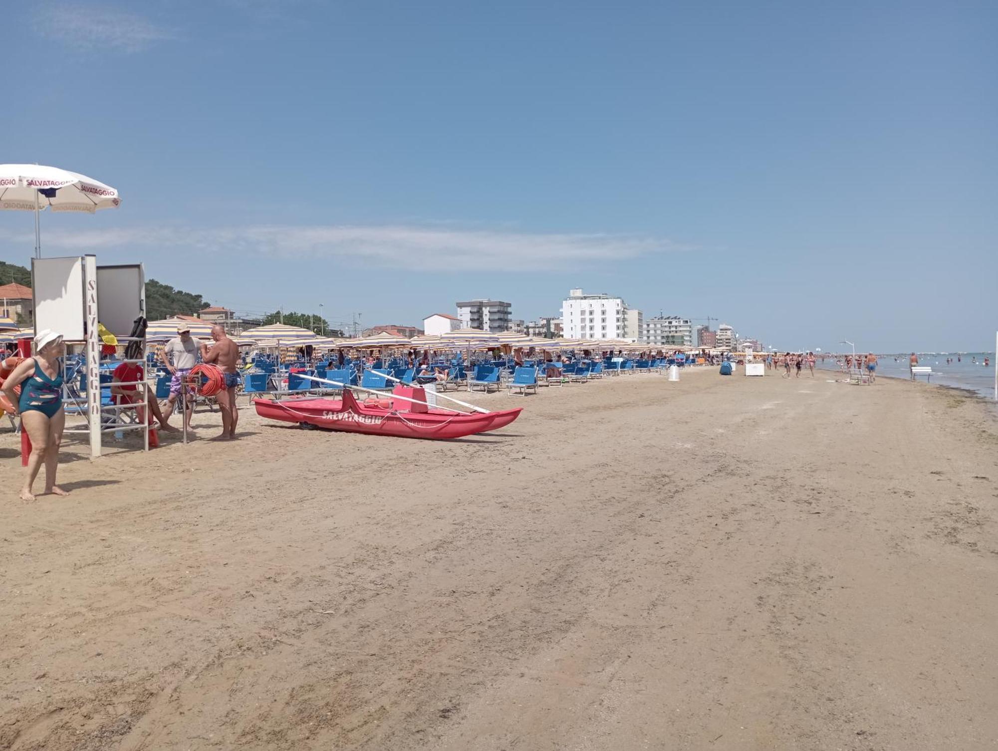 B&B Profumo Di Gelsomino Mombaroccio Buitenkant foto