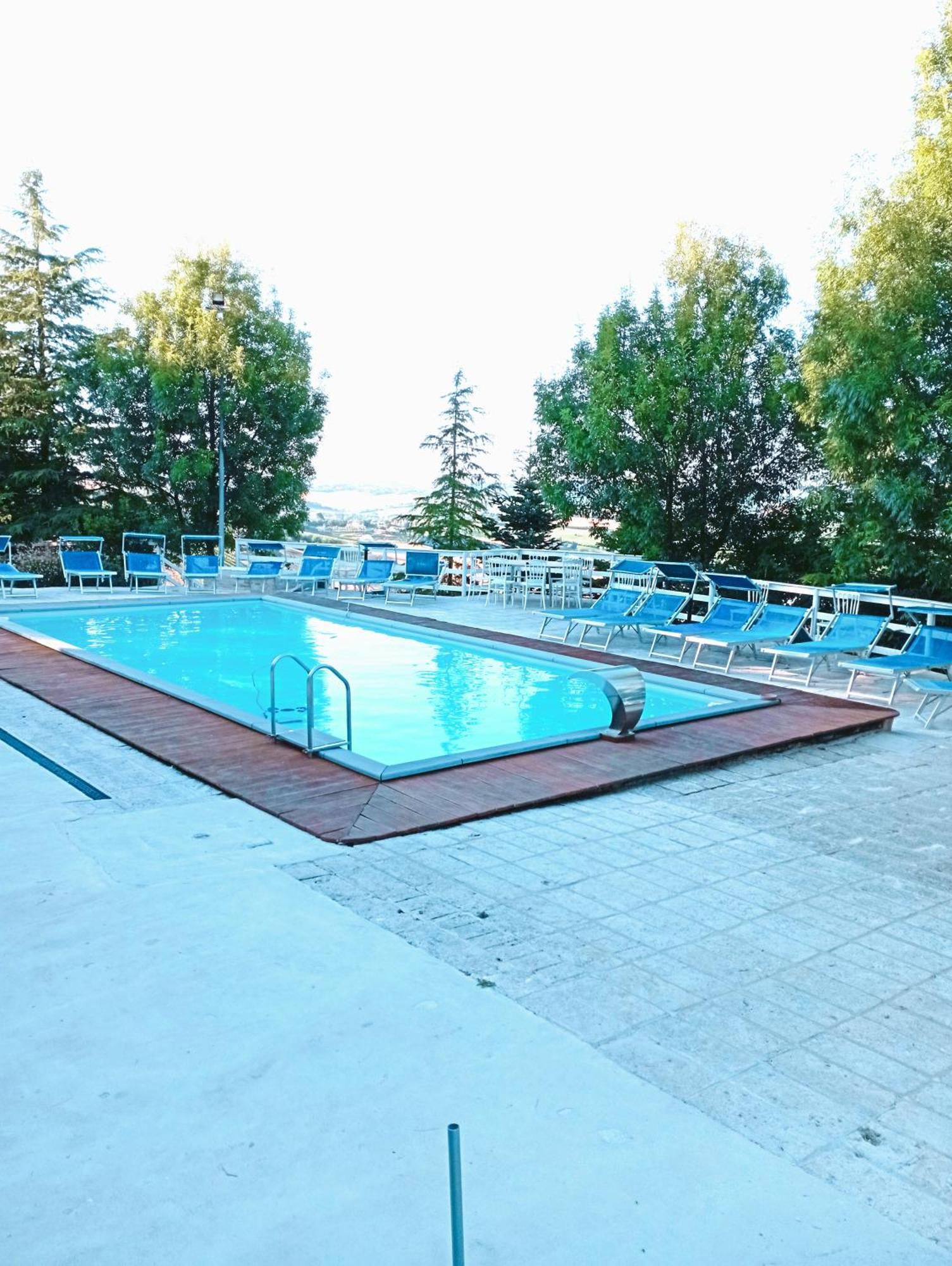 B&B Profumo Di Gelsomino Mombaroccio Buitenkant foto